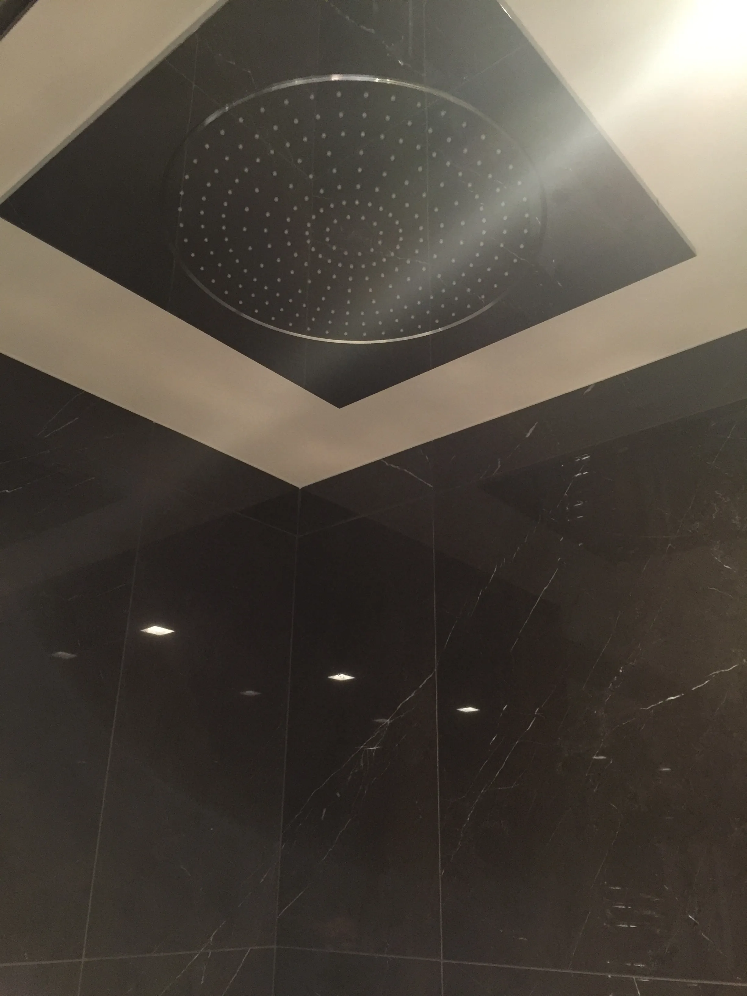Plomberie & sanitaires — HMC Monaco